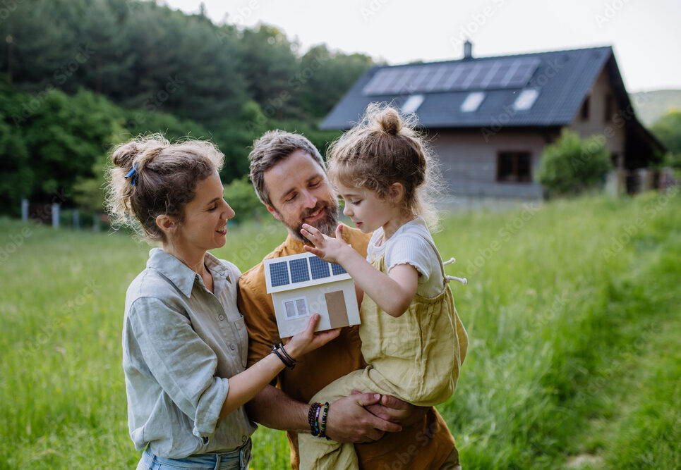 Saulės elektrinės: Viskas, ką turite žinoti apie jų įsirengimą ir kainą