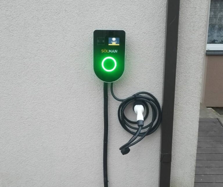 22 kW įkrovimo stotelė
