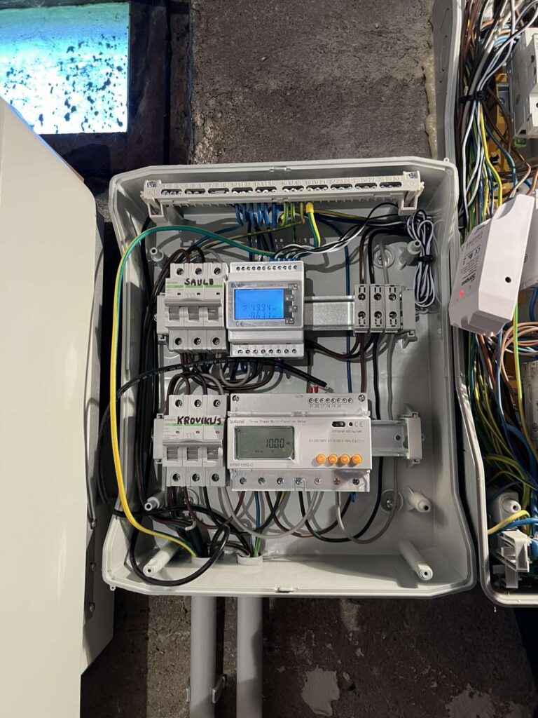 11 KW Teltonika įkrovimo stotelė be kabelio