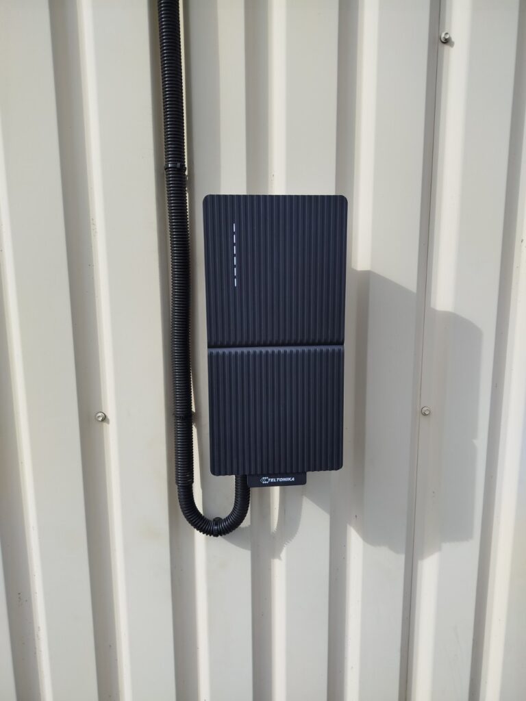 Teltonika 22 kW įkrovimo stotelė